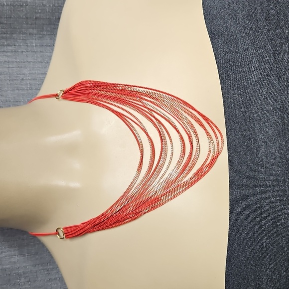 MULTI-STRAND RED NECKLACE WITH GOLD SHIMMER - Picture 2 of 7